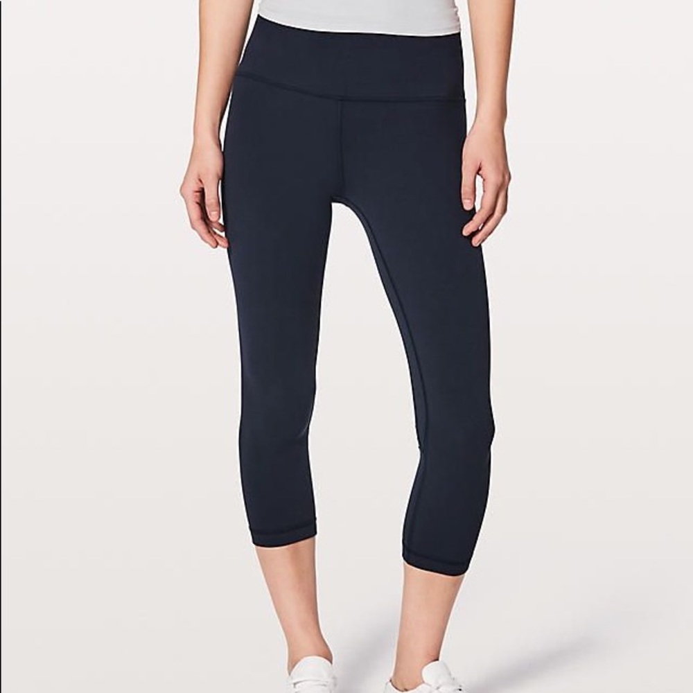 Lululemon Navy Capri Leggings
